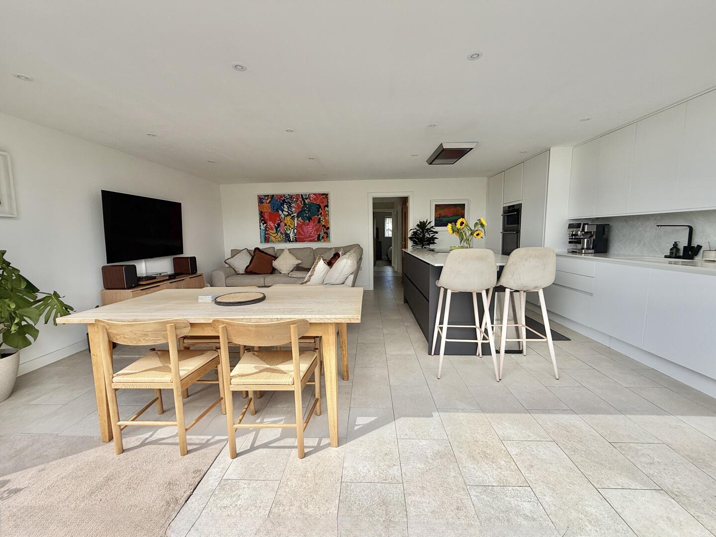 3 bed property in Daubuz Close, Truro